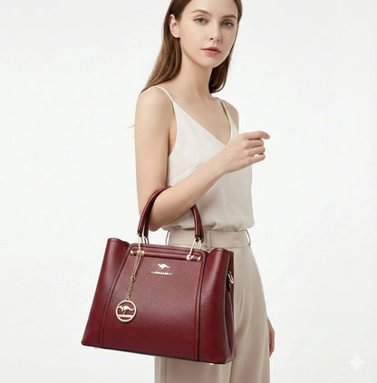 Luxurious Leather Crossbody Bag - Style Couer