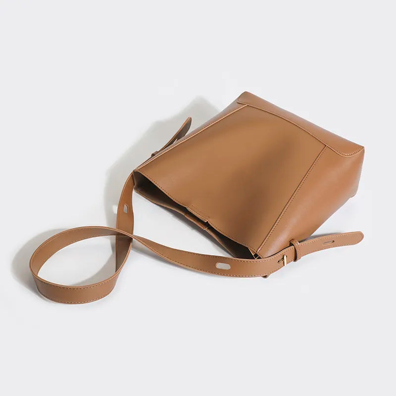 Crossbody Leather Bag - Avery